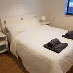 Liberty Corner - Modern Apartment Central Dublin