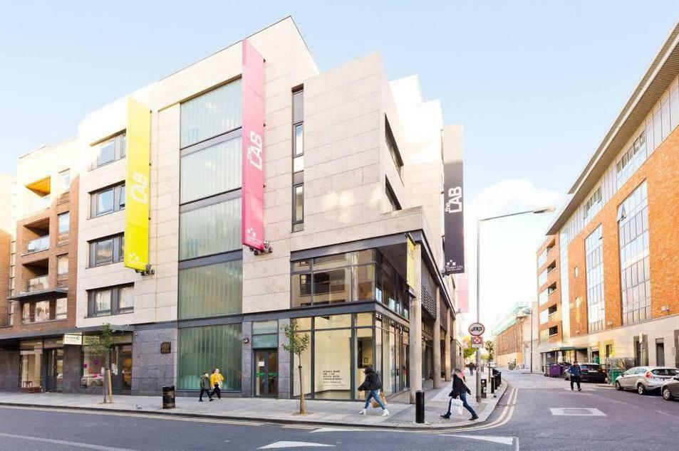Liberty Corner - Modern Central Apartamento